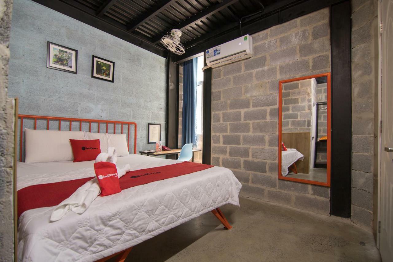 Reddoorz Plus @ Ung Van Khiem Street Ho-Chi-Minh-Stadt Exterior foto